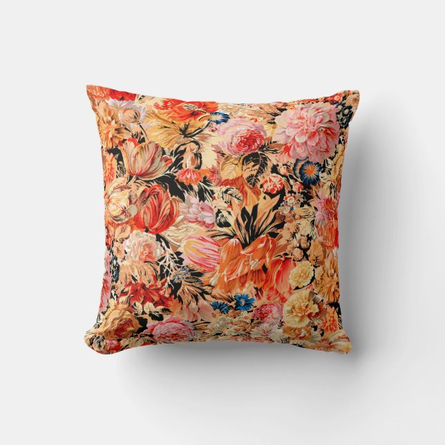 Brushstroke flower pattern throw pillow (Front)