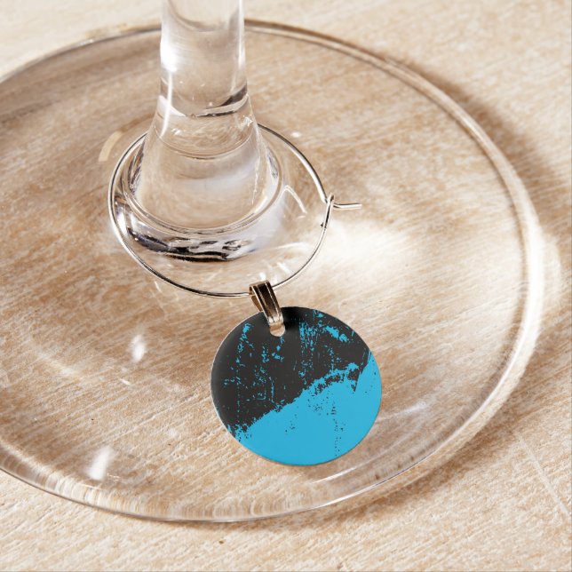 Brushstroke Wine Charm (In Situ)