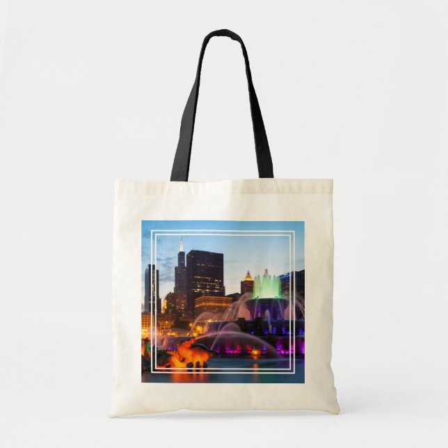 Buckingham Fountain Lit At Night Tote Bag (Front)