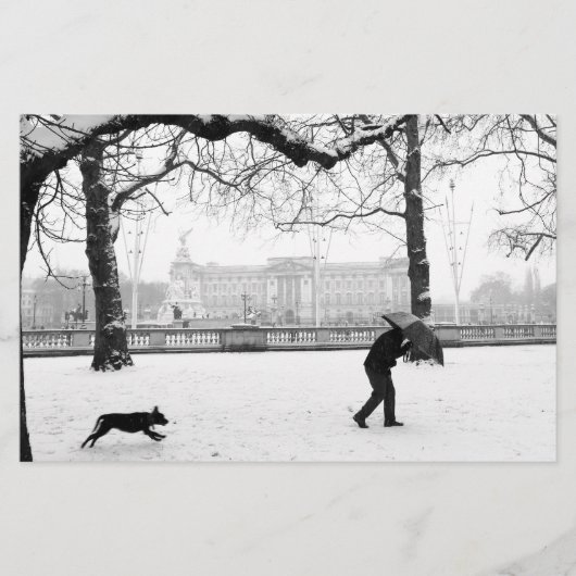 Buckingham Palace London England (Front)