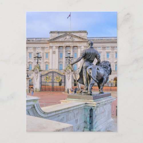 Buckingham Palace London UK Postcard