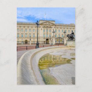 Buckingham Palace, London UK Postcard