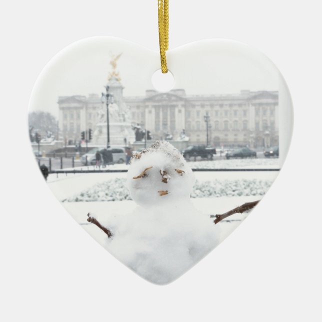 Buckingham Palace snowman London Ceramic Ornament (Front)