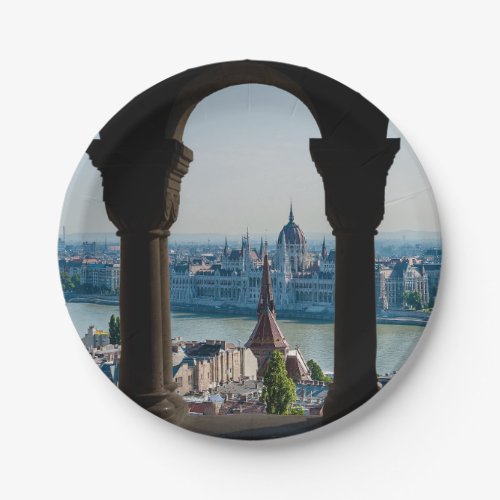 Budapest and hungarian parliament paper plates