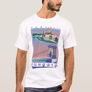 Budapest, Chain Bridge, vintage colors T-Shirt