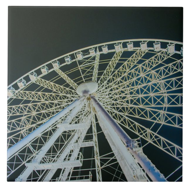 Budapest wheel tile (Front)