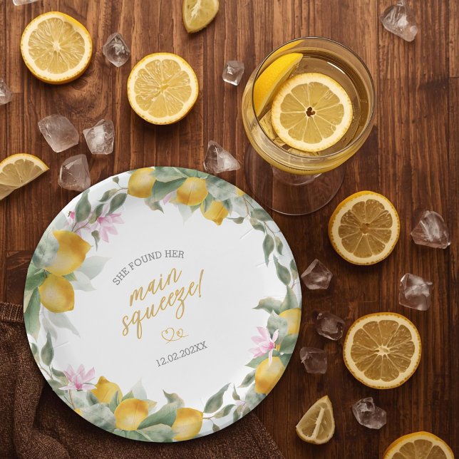Budget Main Squeeze Lemon Wreath Bridal Shower Paper Plates (Creator Uploaded)