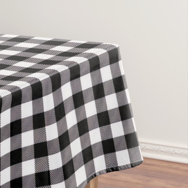 Buffalo Plaid Print Tablecloth (In Situ)
