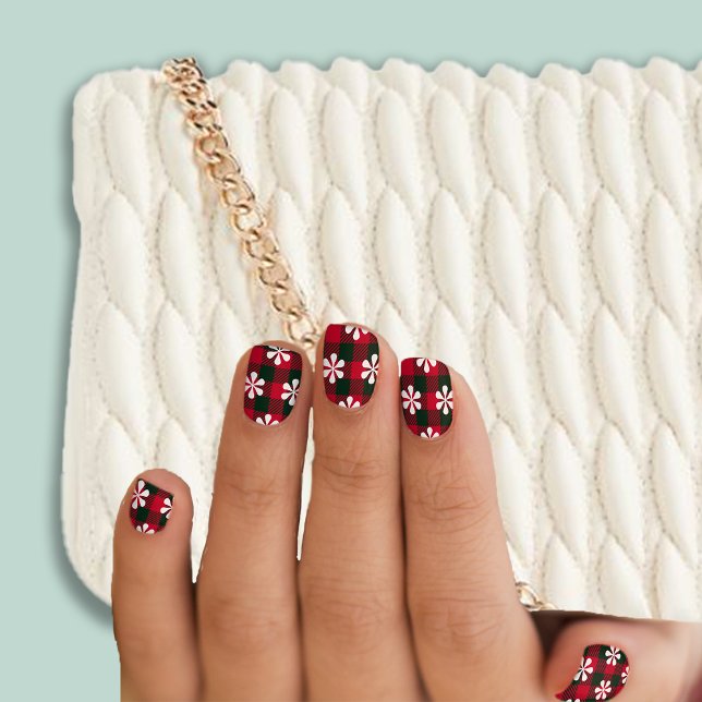 Buffalo Plaids Starry Snowflakes Minx Nail Art (Creator Uploaded)