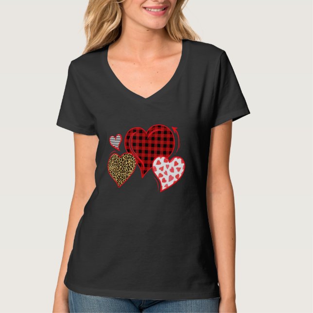 Buffalo Red Black Plaid And Leopard Hearts Valenti T-Shirt (Front)