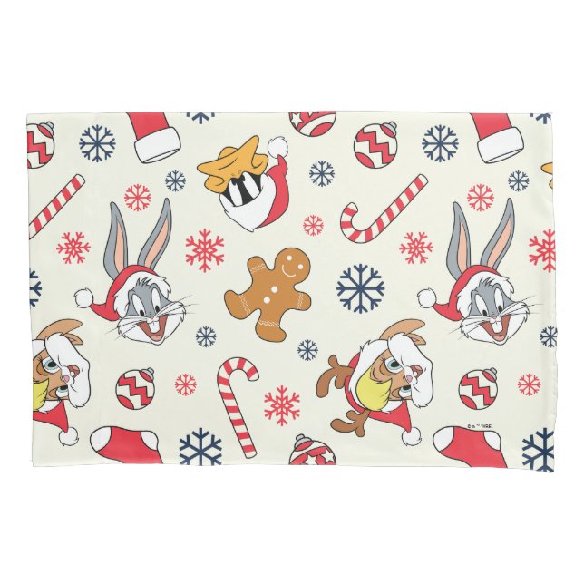 BUGS BUNNY™, DAFFY DUCK™ & Lola Christmas Pattern Pillow Case (Front)