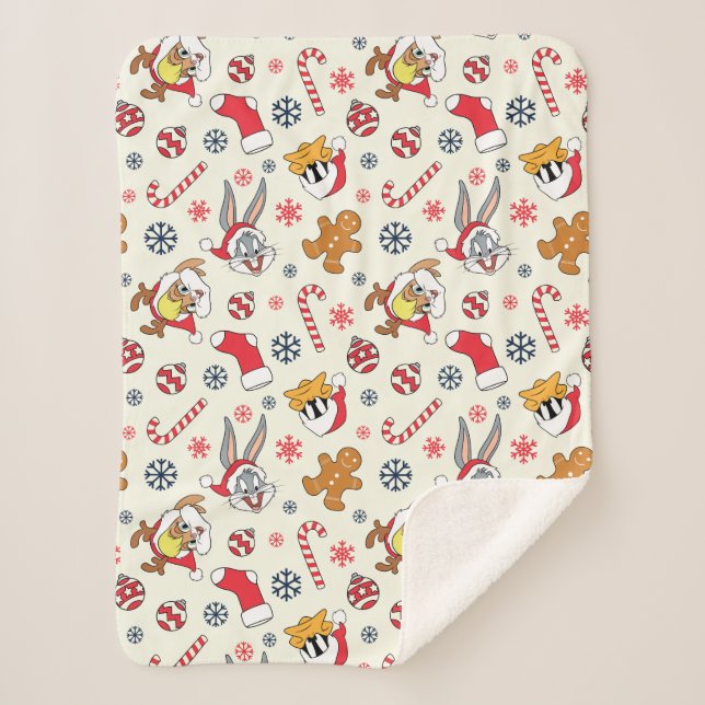 BUGS BUNNY™, DAFFY DUCK™ & Lola Christmas Pattern Sherpa Blanket (Front)