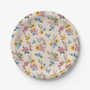 BUGS BUNNY™ Floral Embroidery Pattern Paper Plates