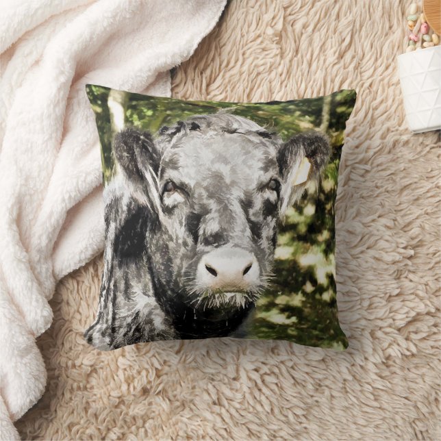 BULL THROW PILLOW (Blanket)