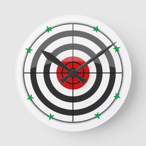 Bulls Eye Green Star Round Clock