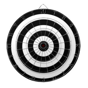 Bullseye Design Dartboard With Darts