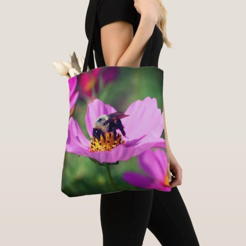 Bumble Bee On Pink Cosmos Flower Close Up  Tote Bag