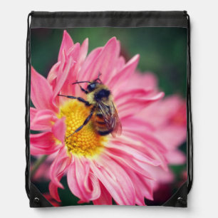 Bumble Bee On Pink Daisy Flower Drawstring Bag