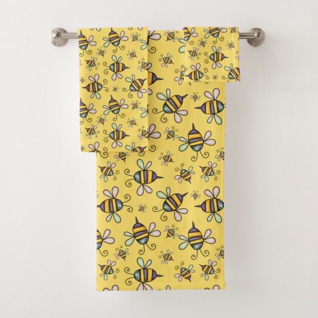 Bumble Bee Pattern Bath Towel Set (Insitu)