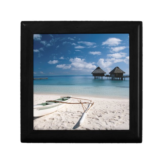 Bungalows from beach Motu Toopua Jewelry Box (Front)