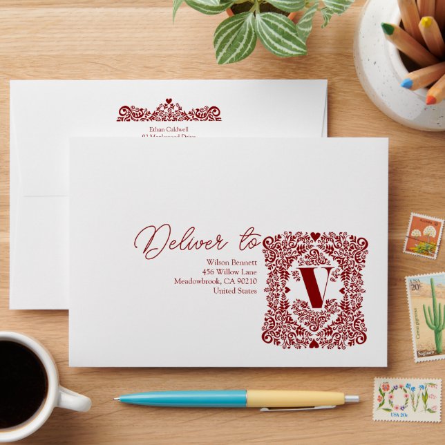 Burgundy Damask Initial V Modern Envelope (Desk)