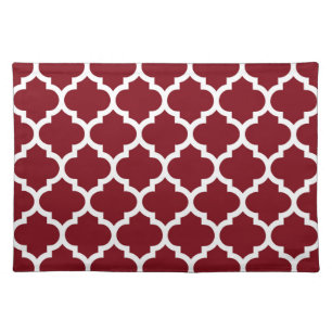 Burgundy White Moroccan Quatrefoil Pattern #5 Cloth Placemat
