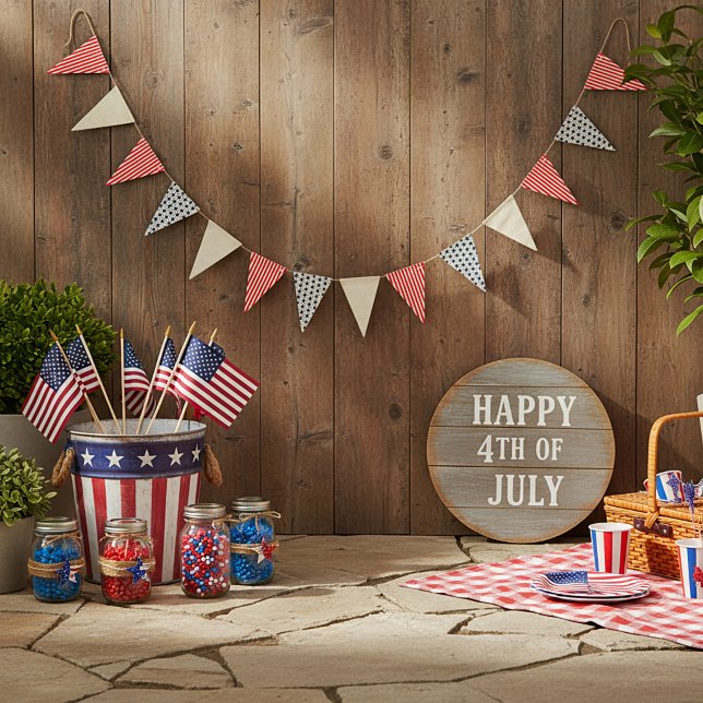 Burlap stars and stripes patriotic bunting flags (Creator Uploaded)