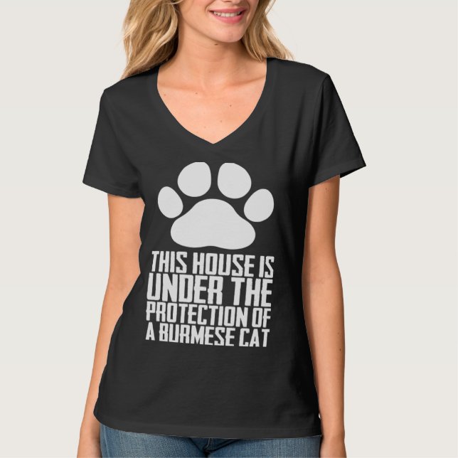 Burmese cats  Burmese mom  Burmese kitten T-Shirt (Front)
