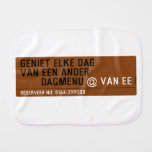 Geniet elke dag van een ander         dagmenu  Burp Cloth