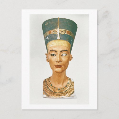 Bust of Queen Nefertiti front view from the stud Postcard