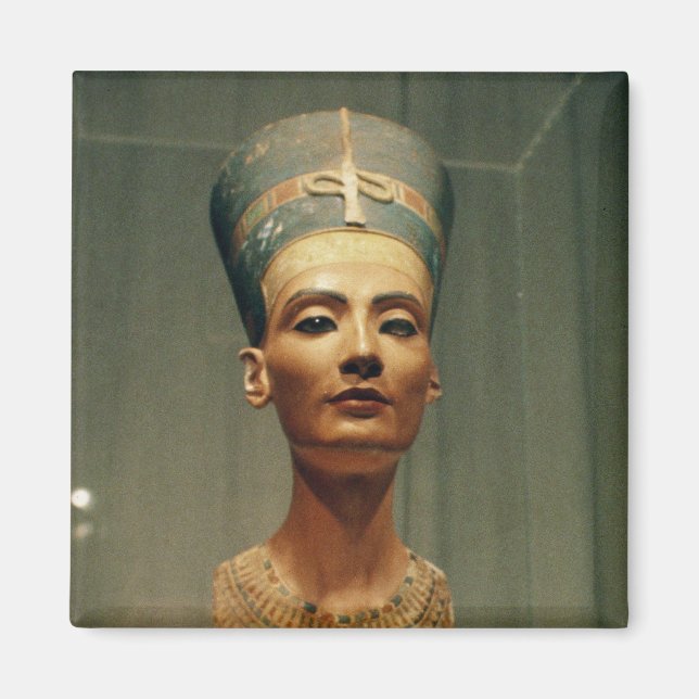 Bust of Queen Nefertiti, front view Magnet (Front)