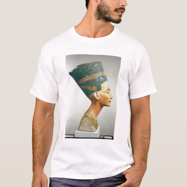 Bust of Queen Nefertiti, side view, from the studi T-Shirt (Front)