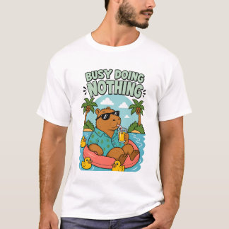 Busy Doing Nothing | Funny Capybara Summer Pool De T-Shirt