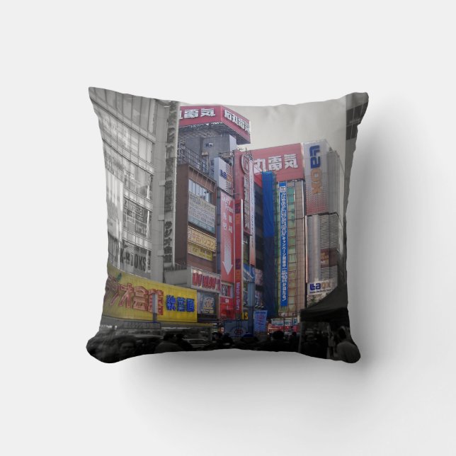 Busy intersection in Tokyo Throw Pillow (Front)