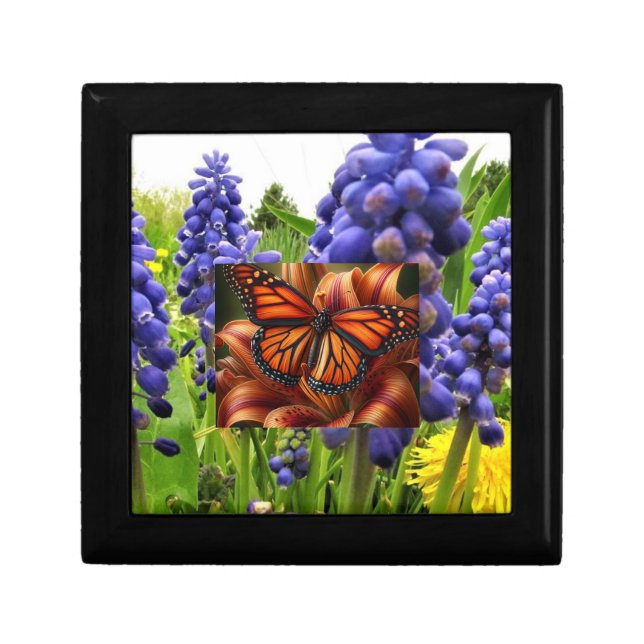 Butterfly Love  Gift Box (Front)
