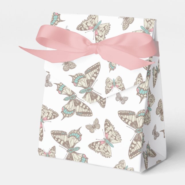 Butterfly patterned wedding favor box (Front Side)