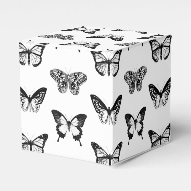 Butterfly sketch, black and white favor boxes (Front Side)