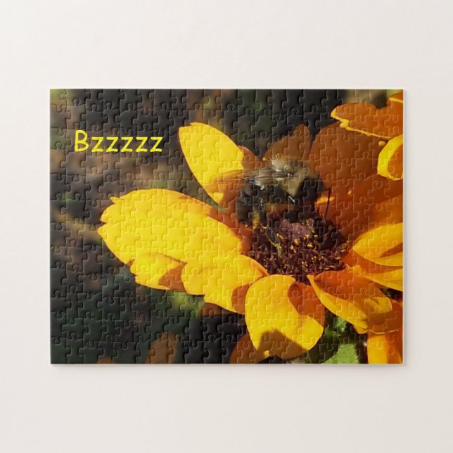 Bzzzy Bee on a Black Eyed Susan Jigsaw Puzzle (Horizontal)
