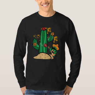 cactus music singing guitar sombrero mexicano dese T-Shirt