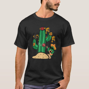cactus music singing guitar sombrero mexicano dese T-Shirt