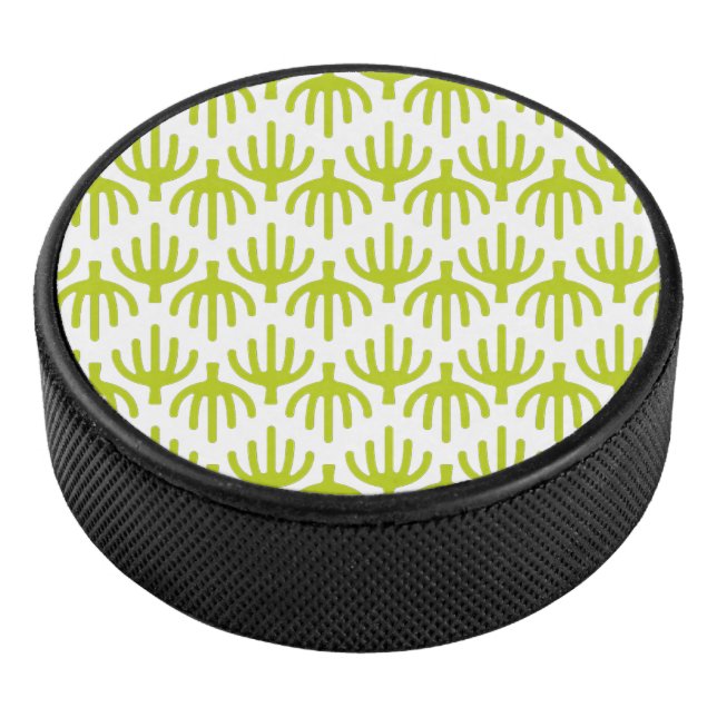 Cactus pattern hockey puck (3/4)
