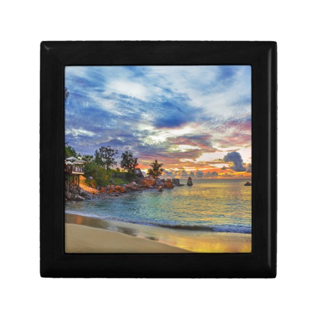 Cafe On Tropical Beach At Sunset Gift Box (Front)