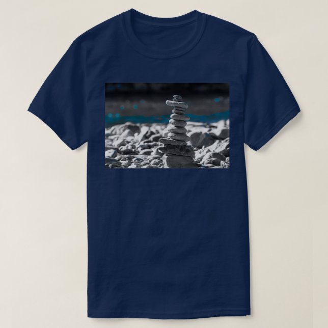 cairn rocks balance pile stones classique T-Shirt (Design Front)