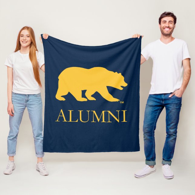 Cal Bear Alumni Fleece Blanket (In Situ)