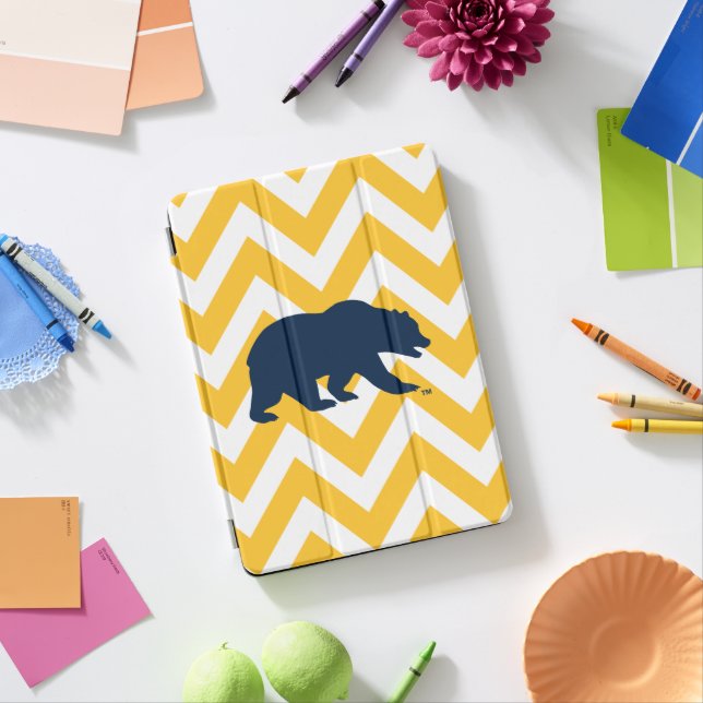Cal Bear | Golden Chevron iPad Pro Cover (Desk)