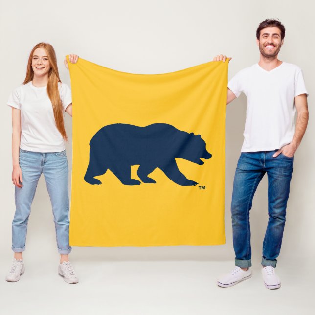 Cal Blue Bear Fleece Blanket (In Situ)