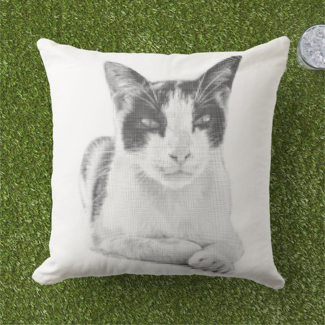 Calico Cat Minimal Halftone Outdoor Pillow (Grass)