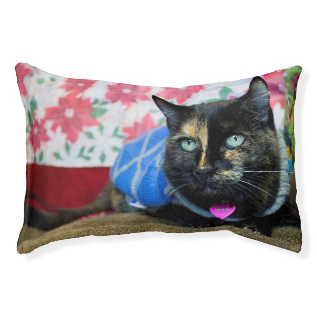 Calico III Pet Bed (Front)