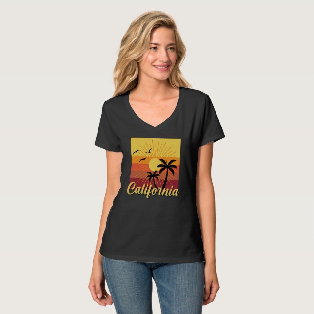 California Design - Women's Basic V-Neck T-Shirt (Front Full)