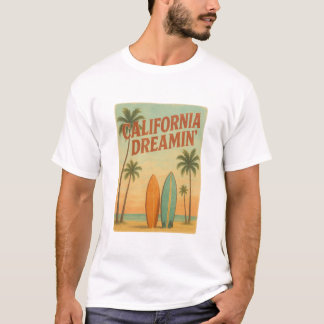 California Dreamin’ Retro 1970s Travel Design T-Shirt